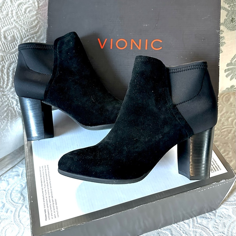 Vionic Women's Perk Whitney Ankle Boot Black 7.5 NIB